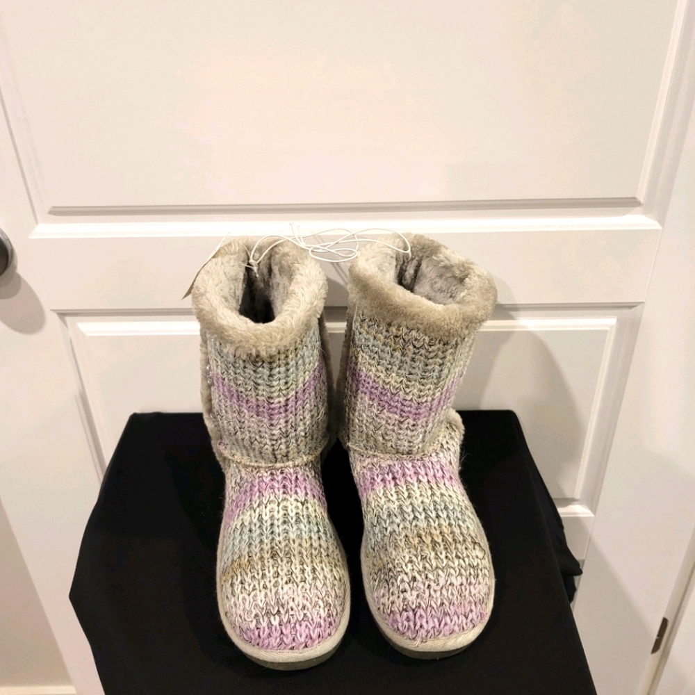 Anyone need winter boots now!!